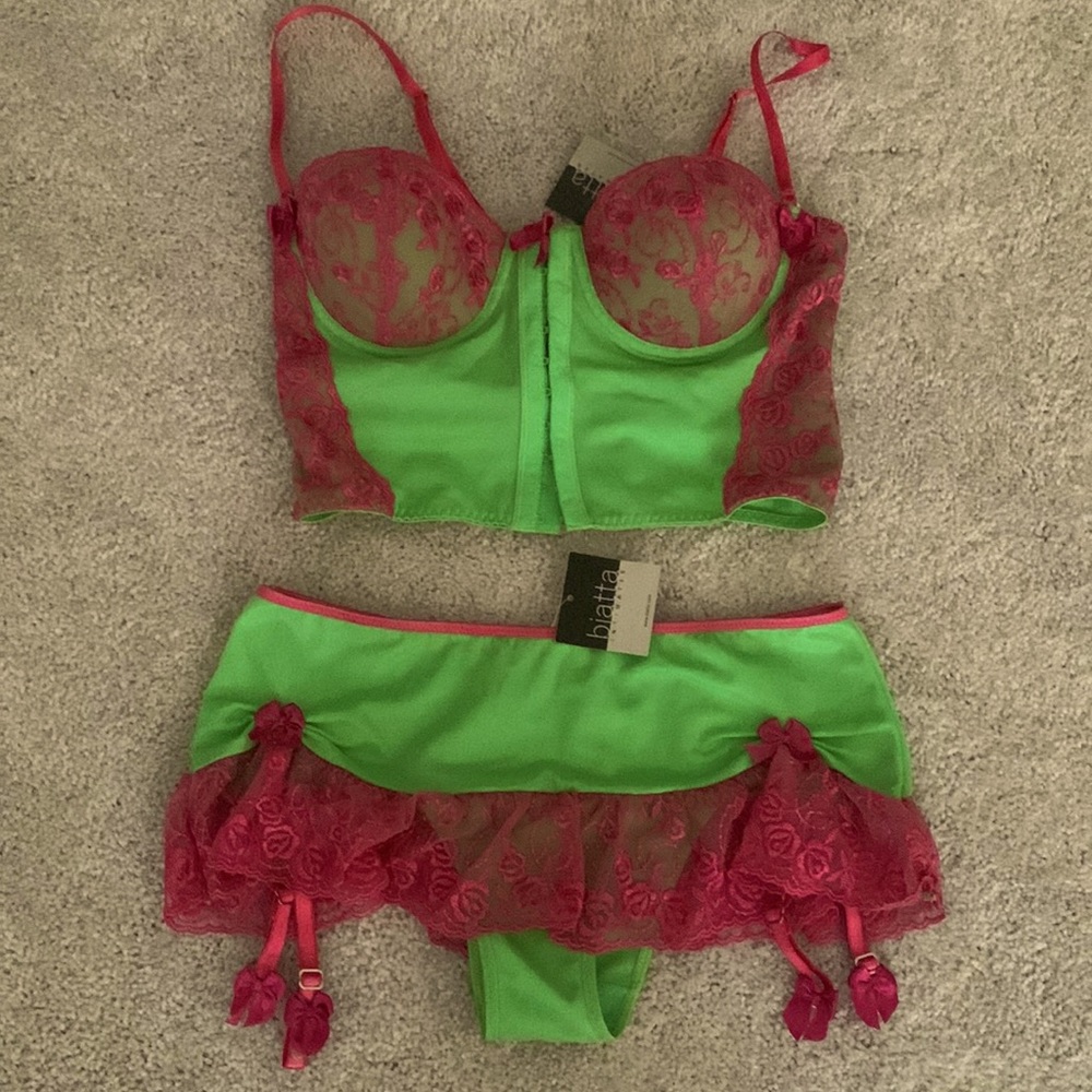 NWT Biatta Italian Lingerie Two Piece